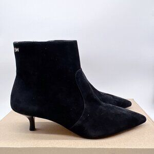 Stuart Weitzman Mara Ankle Boots Logo Black Suede Leather Kitten Heel US 8